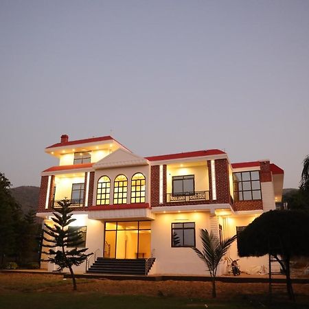 Winter Mountain Resort Pushkar Bagian luar foto