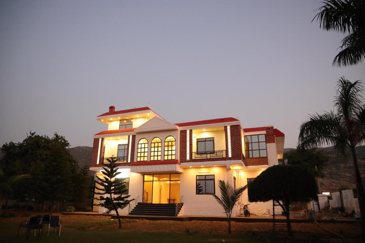 Winter Mountain Resort Pushkar Bagian luar foto