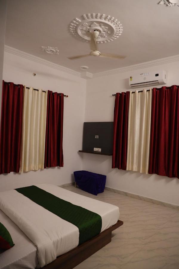 Winter Mountain Resort Pushkar Bagian luar foto